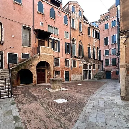 Nel Centro Di Daire